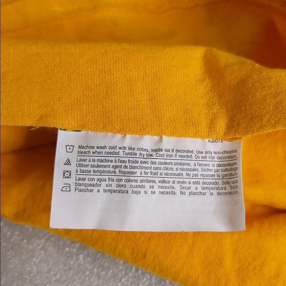 Champion T425 Short Sleeve Tee - Picture 7 of 7